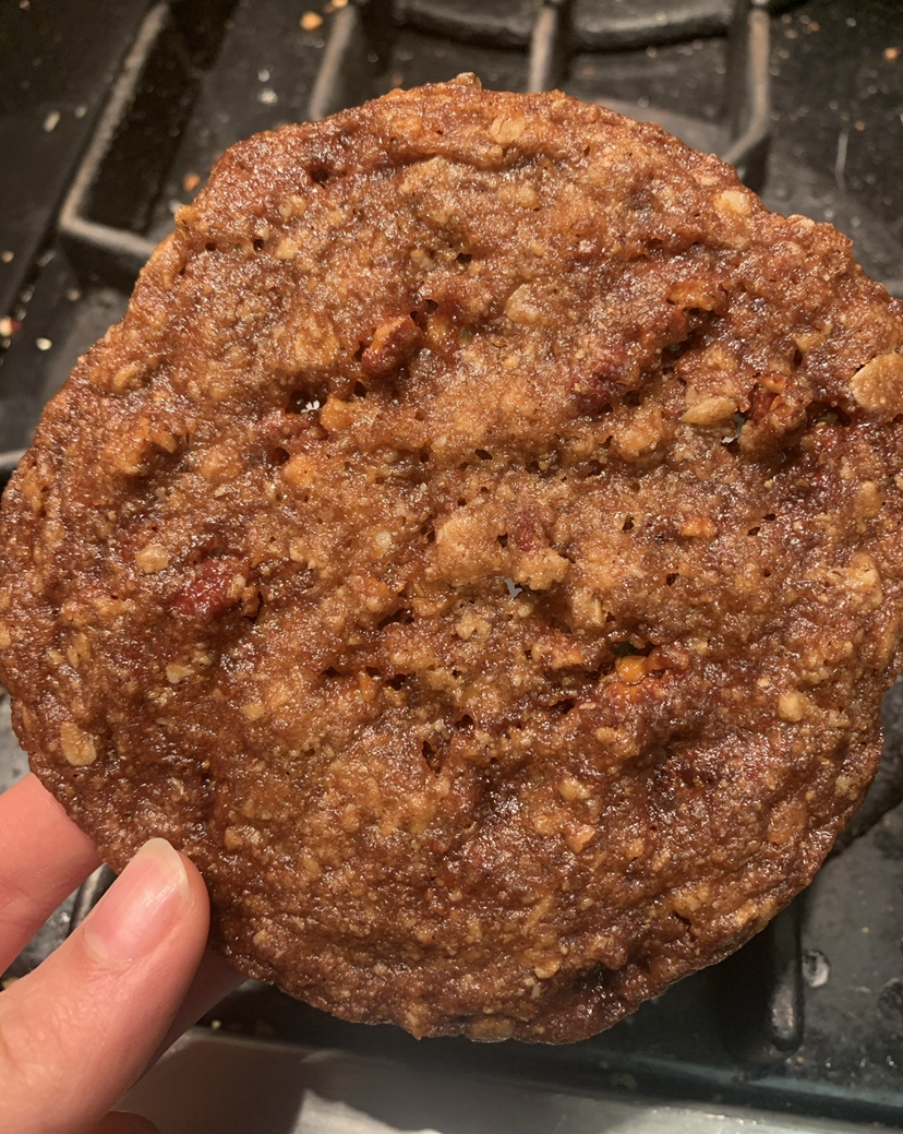 Claire Saffitz’s Oat and Pecan Brittle Cookies